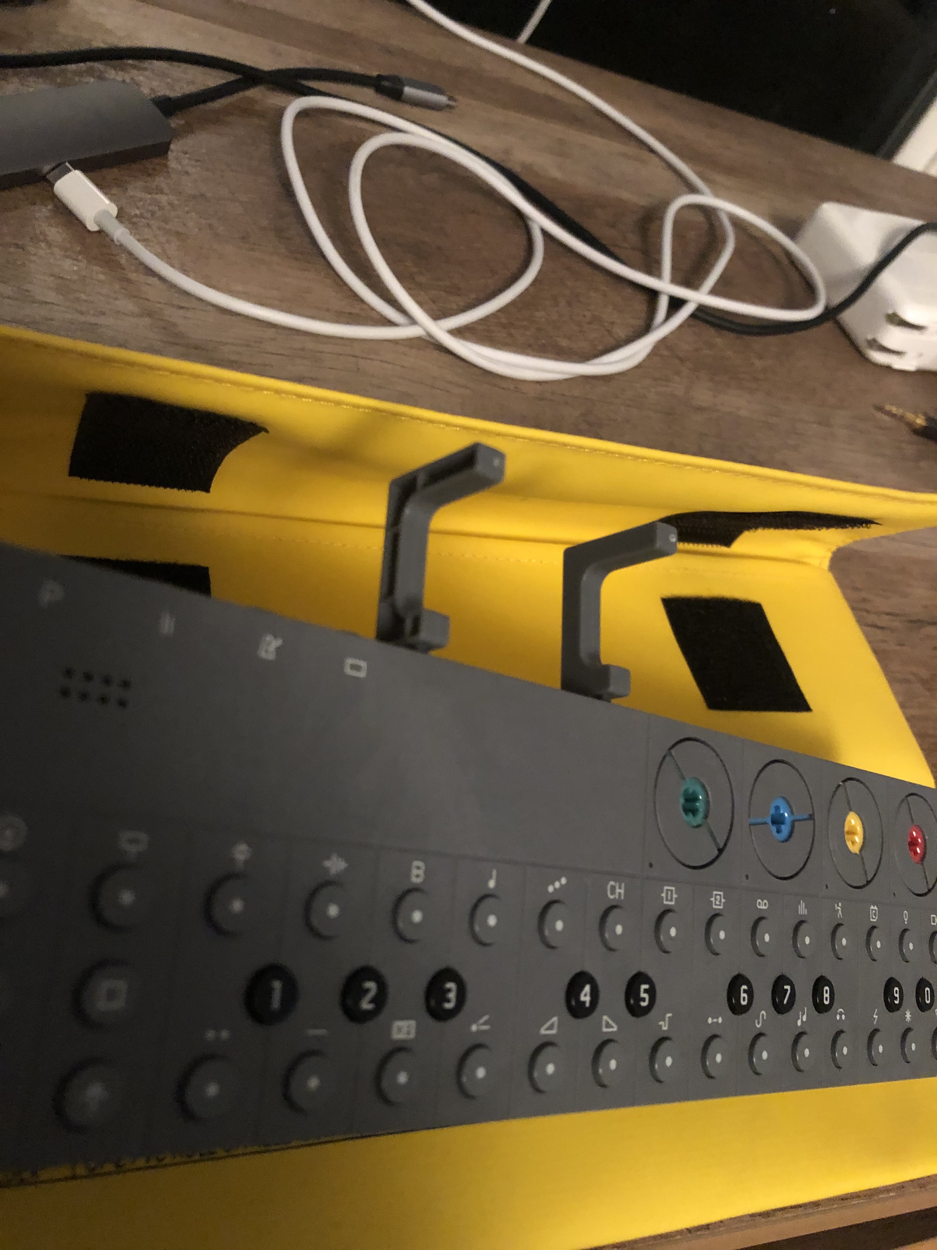 OP-Z iPhone Stand 2